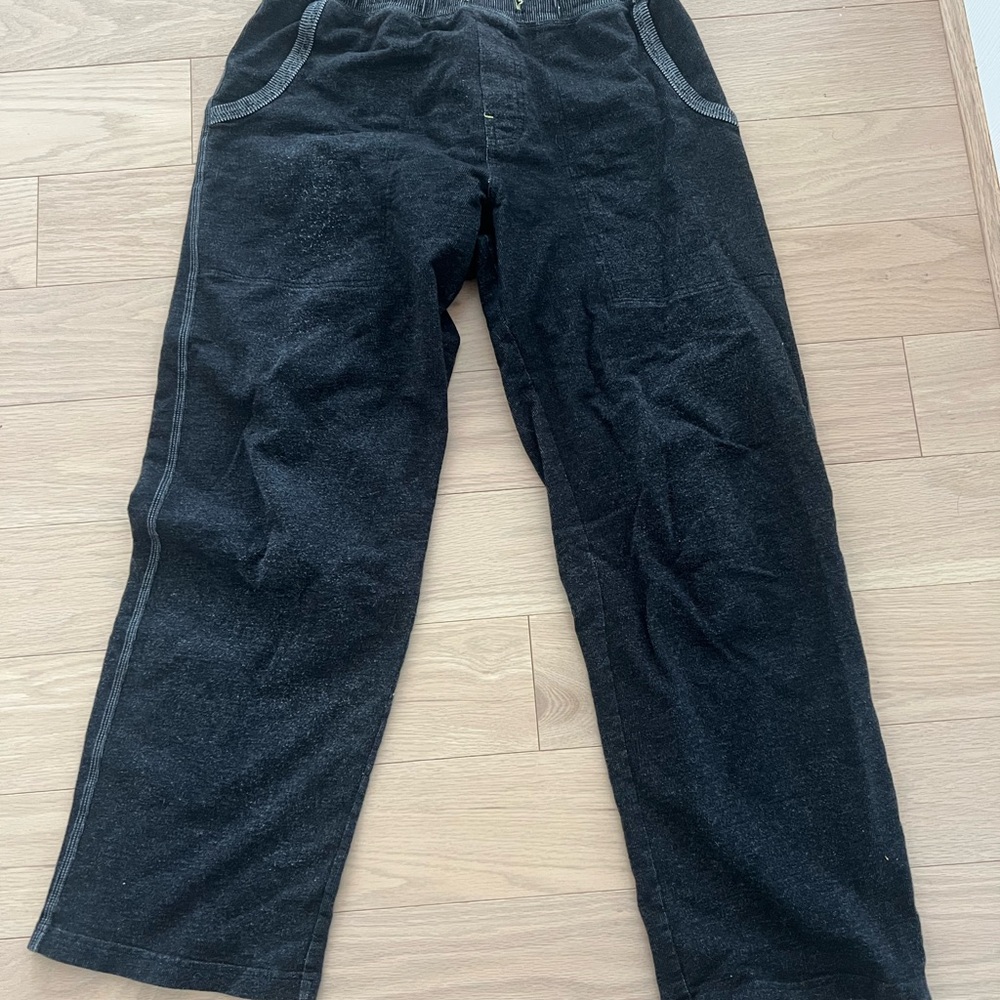 Kenneth Cole Reaction Gray Pants